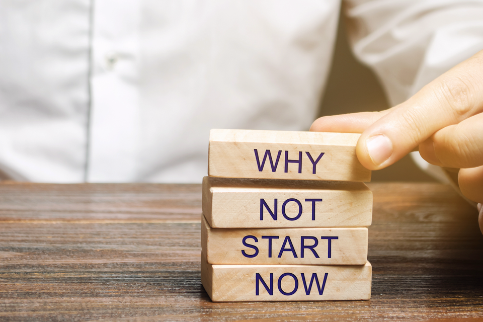 Why you shouldnt wait until after the holidays to start a business