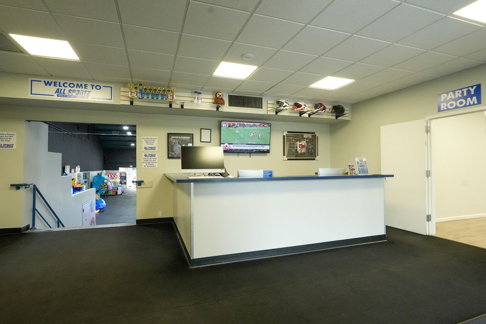 Lobby (1)