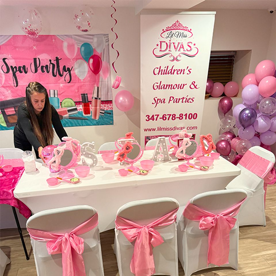 Party table set up