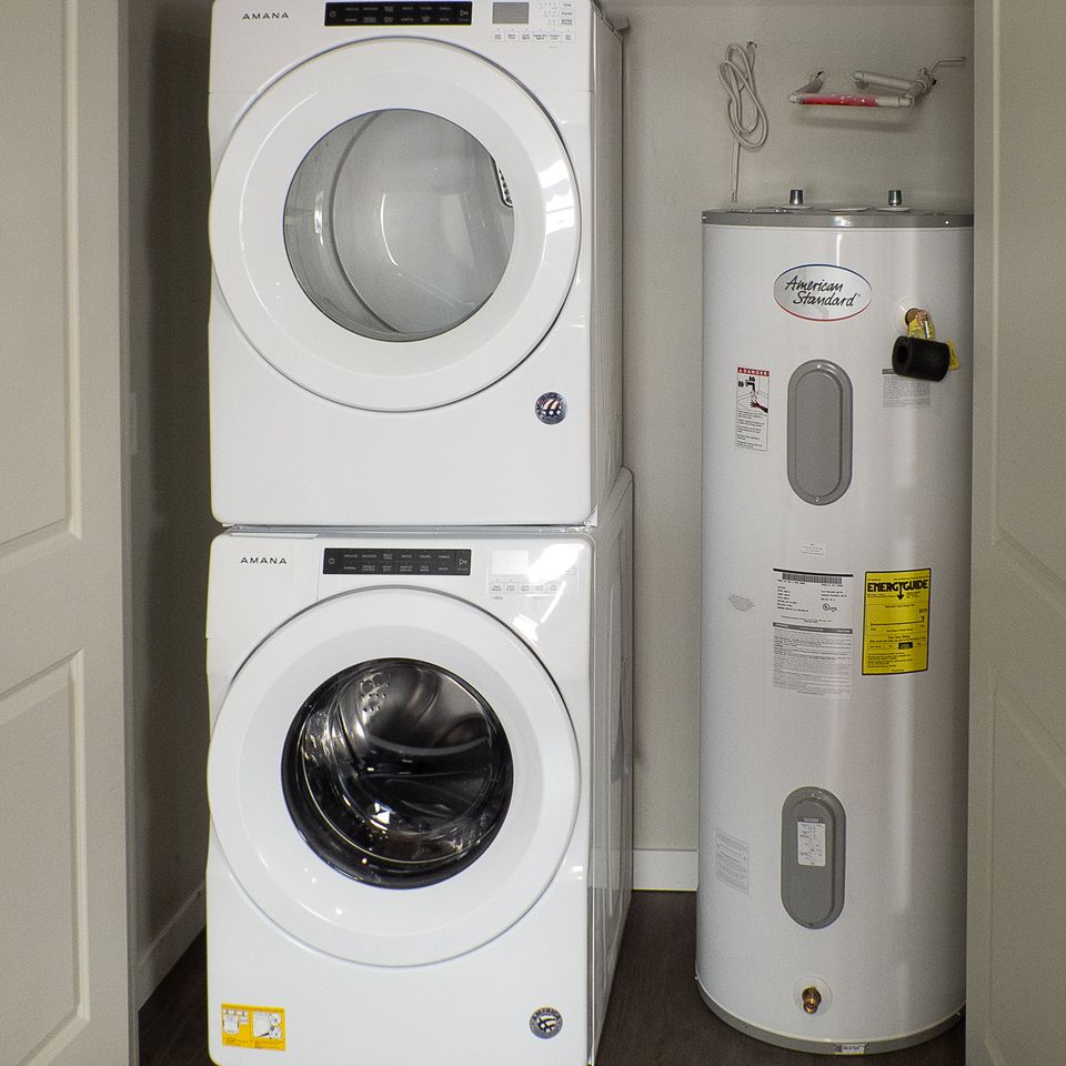 Middle   laundry caldwell id apartment