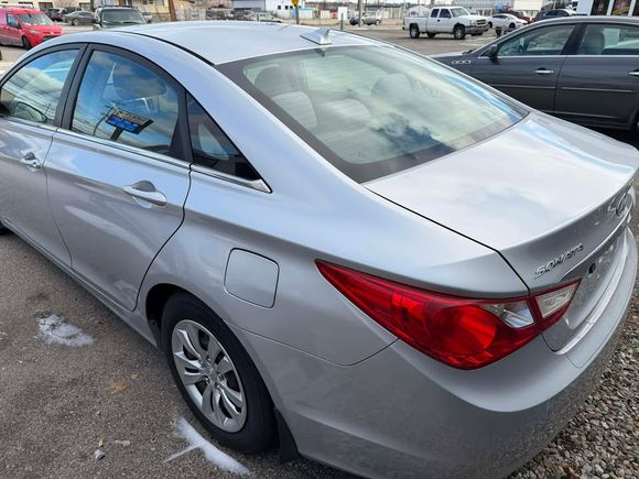 616444976 819578137774402 684517730277658049 n