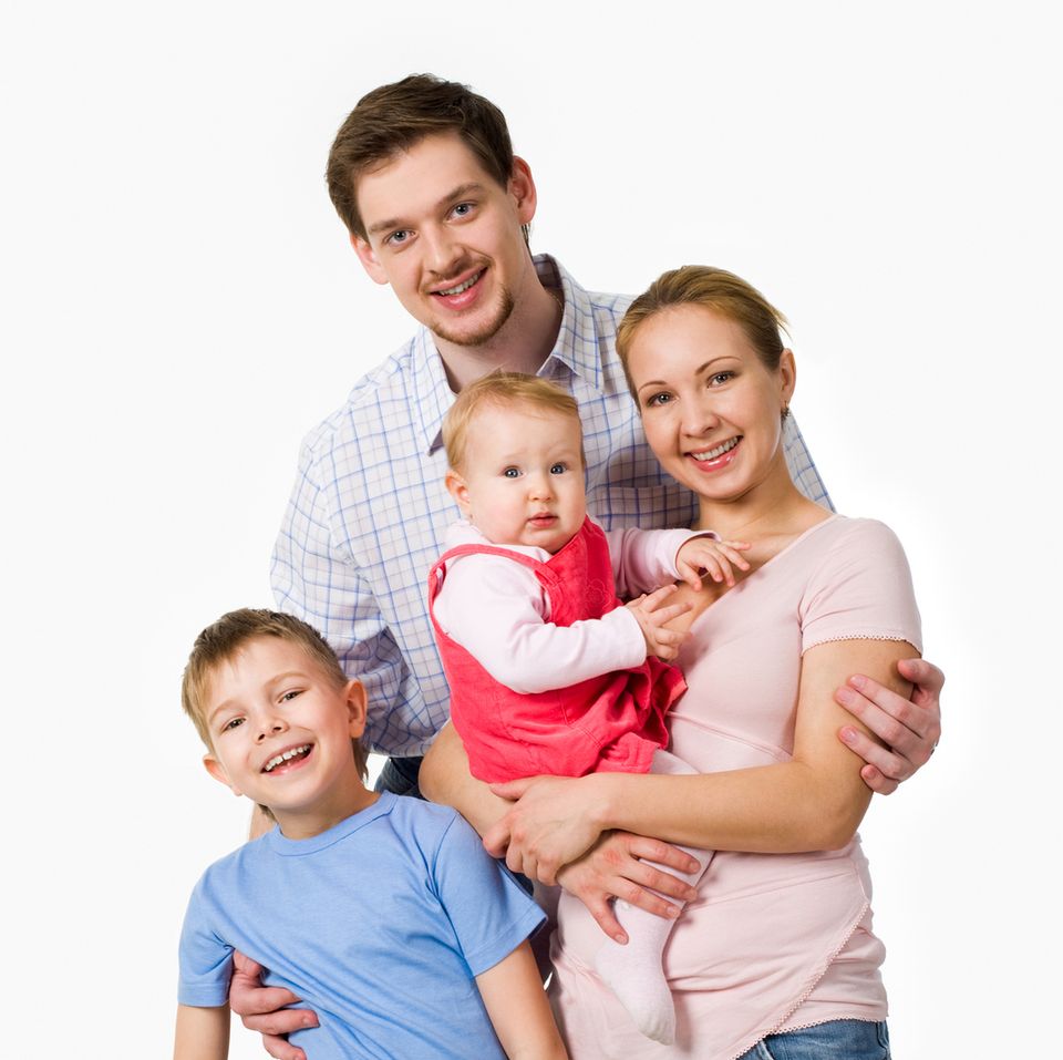 Family white background 220180209 28087 18qfgdd