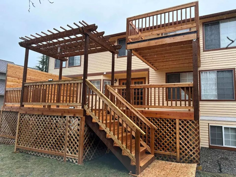 Commercial deck builder in kendall florida
