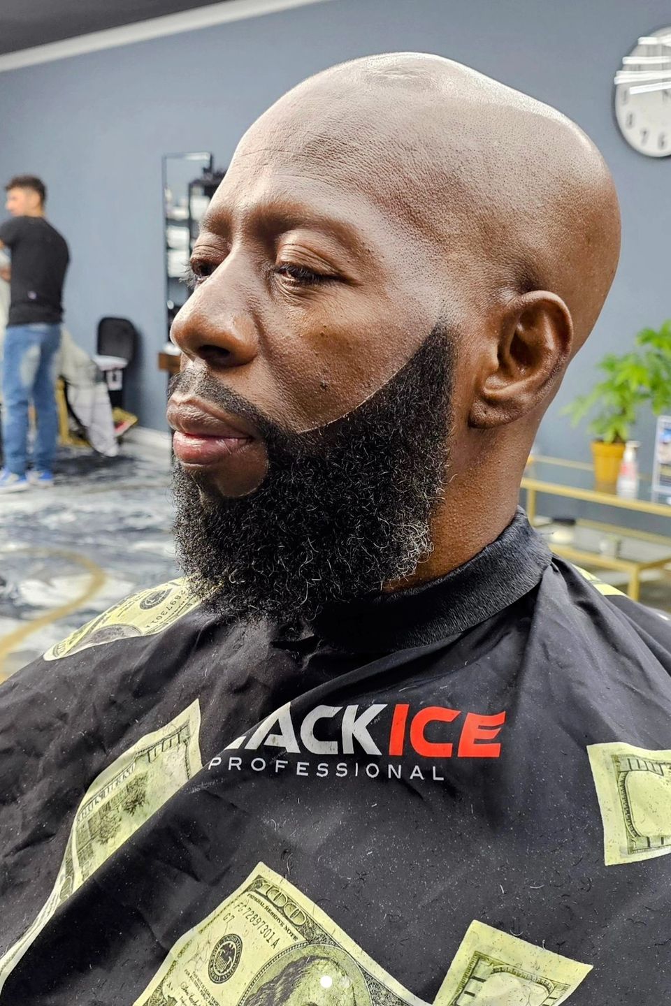 Beard trimming dc