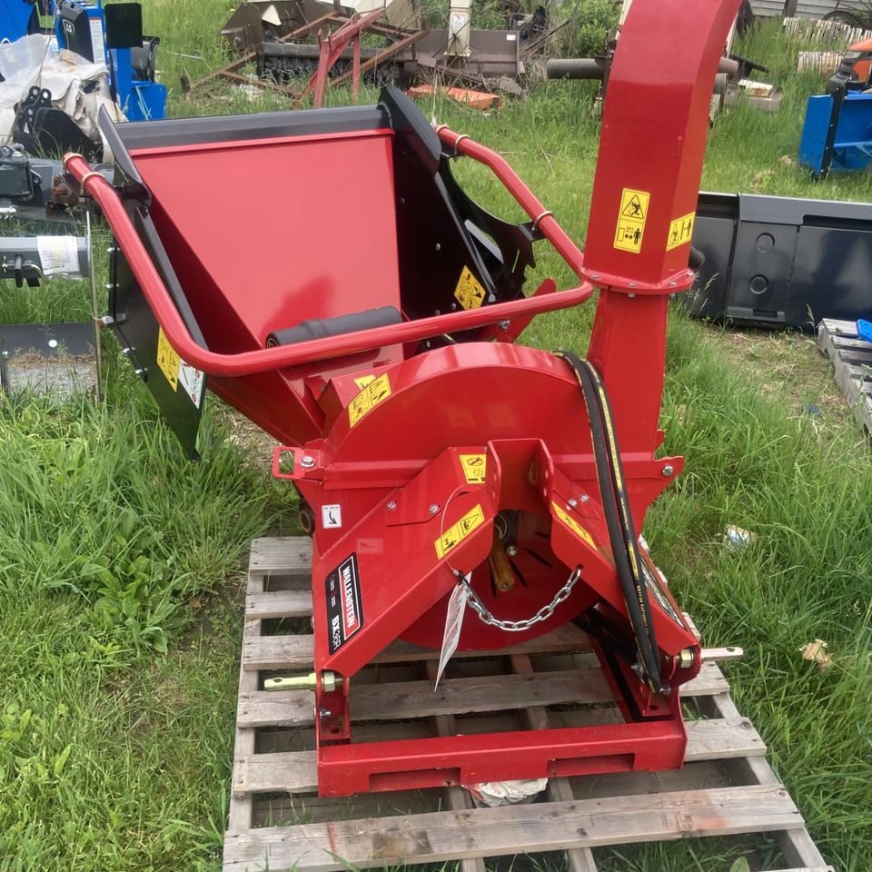 Wall chipper front