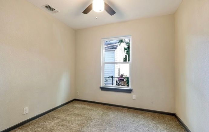 Photo18