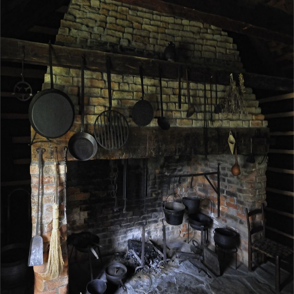 Vance kitchen fireplace