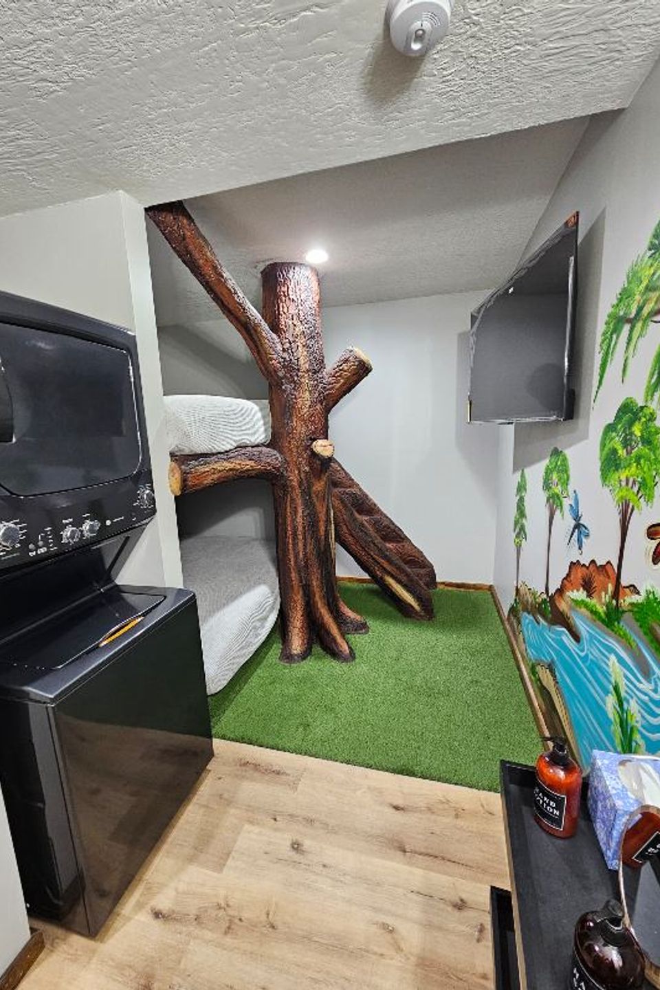 Unit a bunkbeds