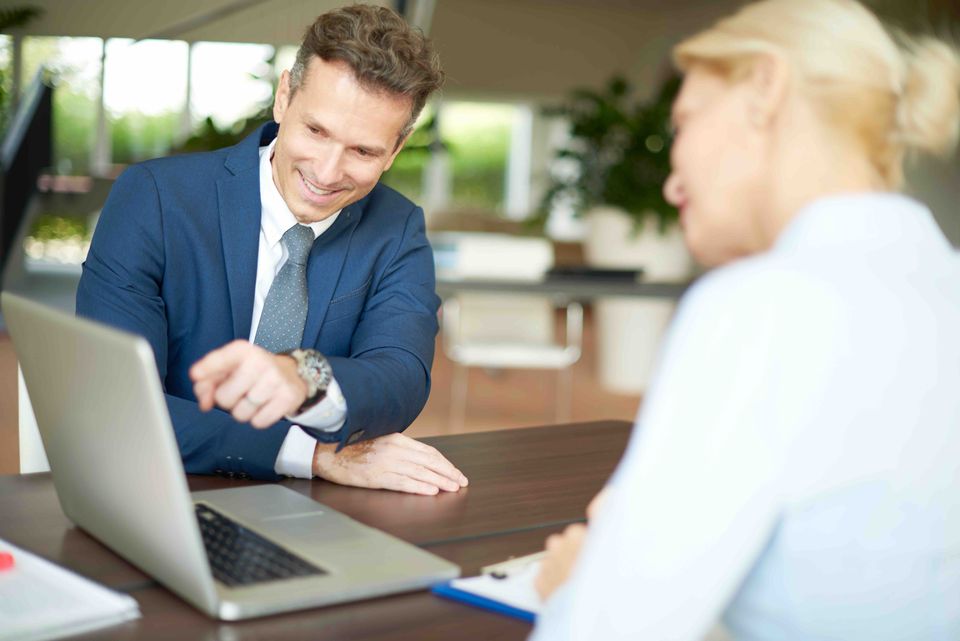 10 things customers look for on a business website 