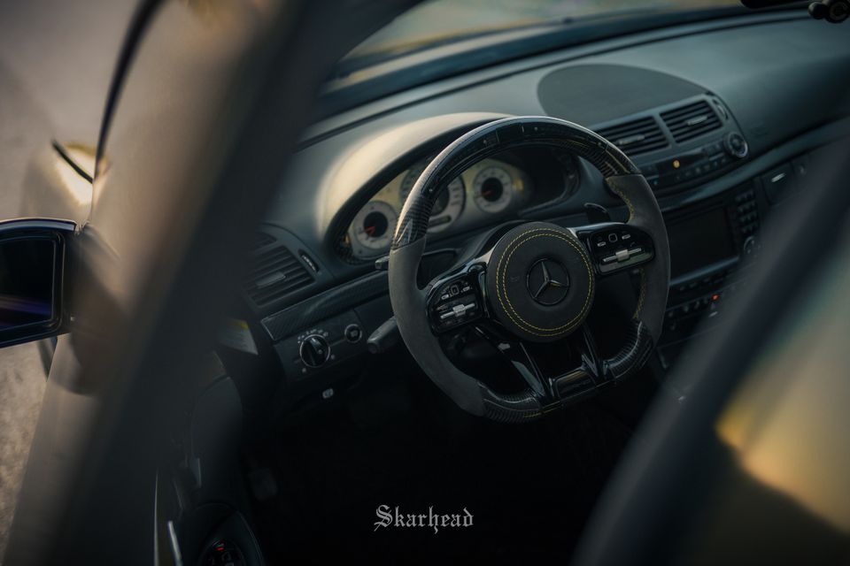 Carbon wheel interior