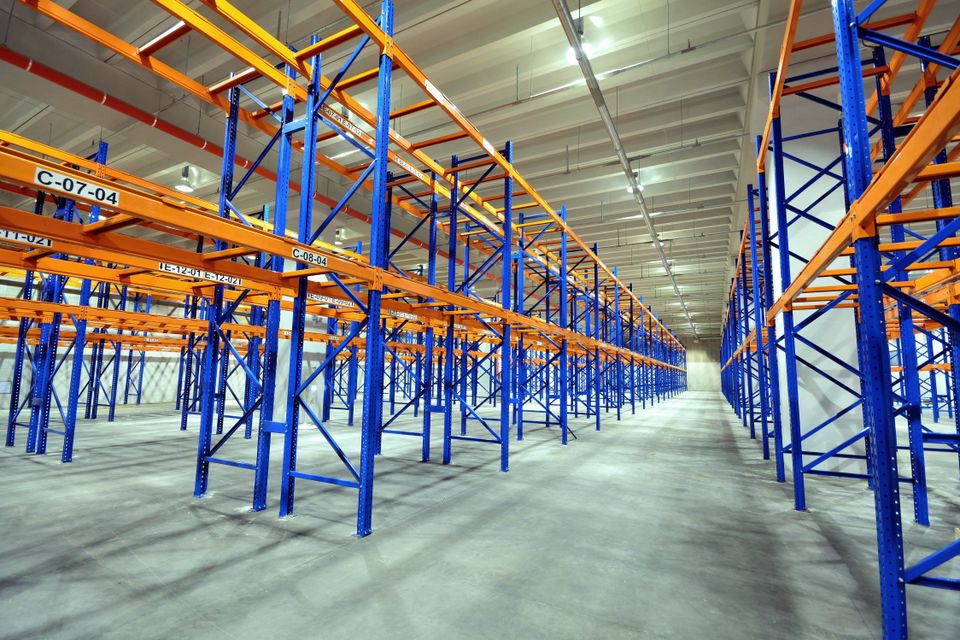 Material handling photo 3