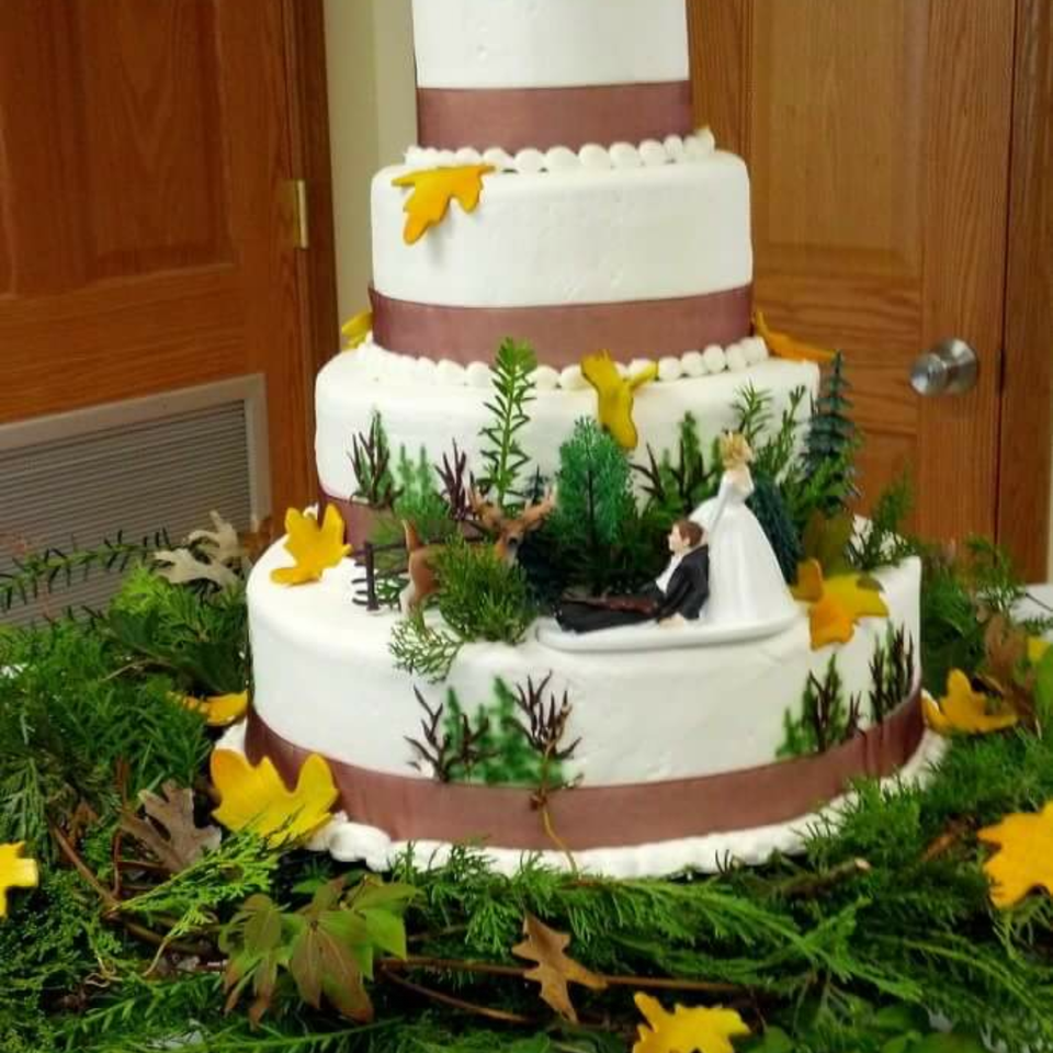 Wed cake 12120180617 32456 10kubkz