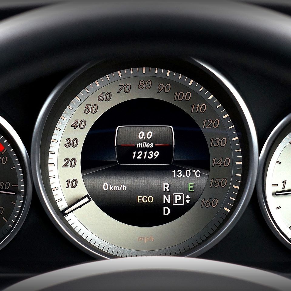 Automobile 2178402 192020170512 28012 15c25gs
