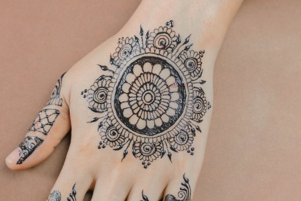 Mehndi training center hq grt mlj4 unsplash