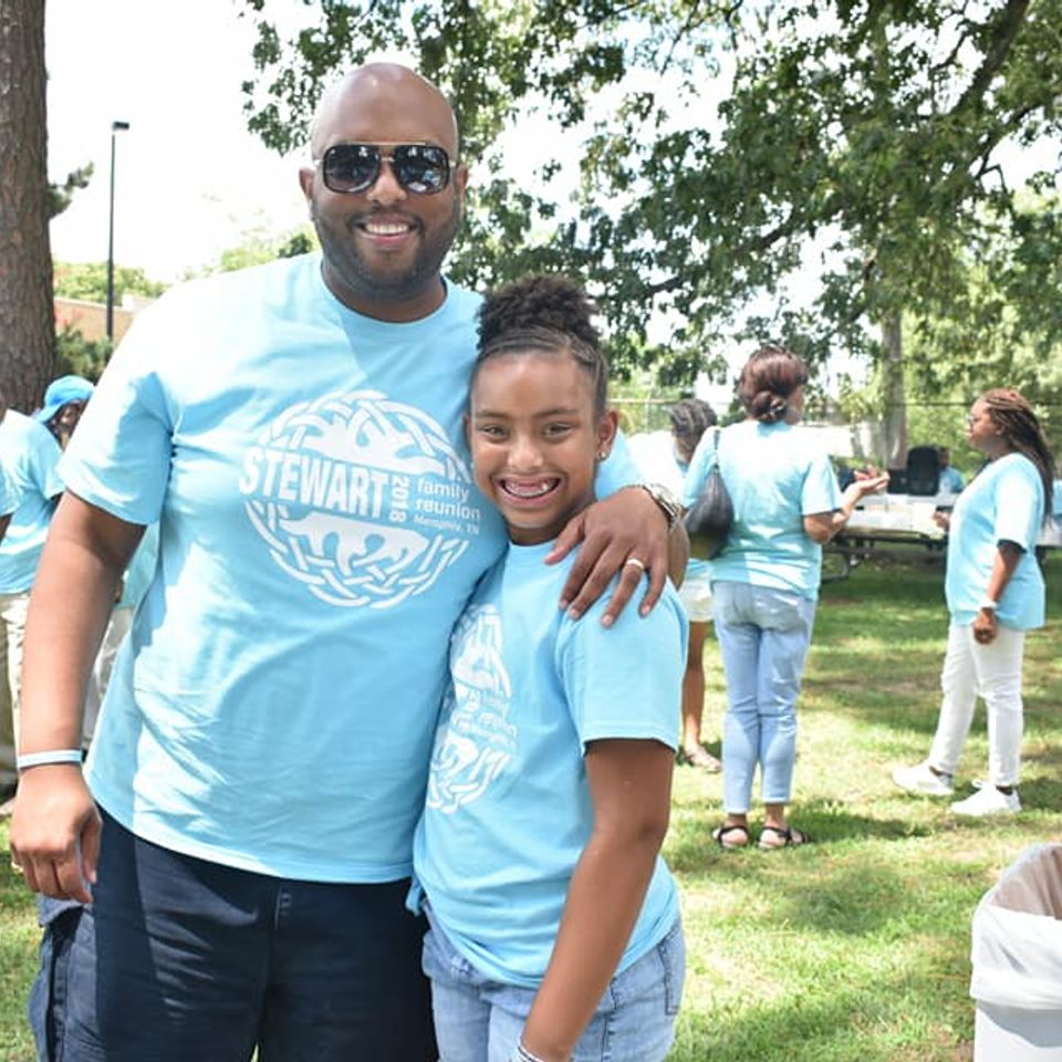 37274256 10214938645253906 1439388500330807296 n orig