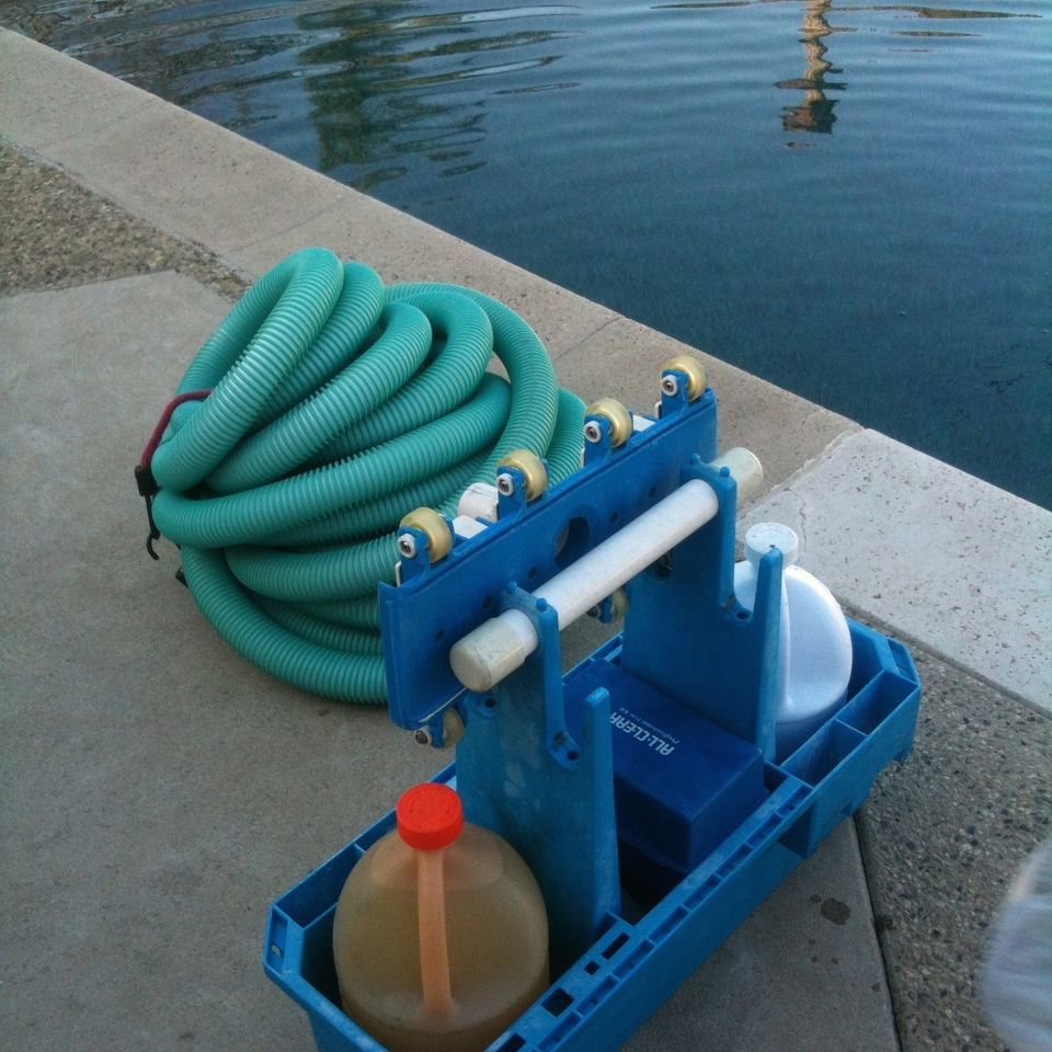 Pool cleaning 55e3d5474a 1920