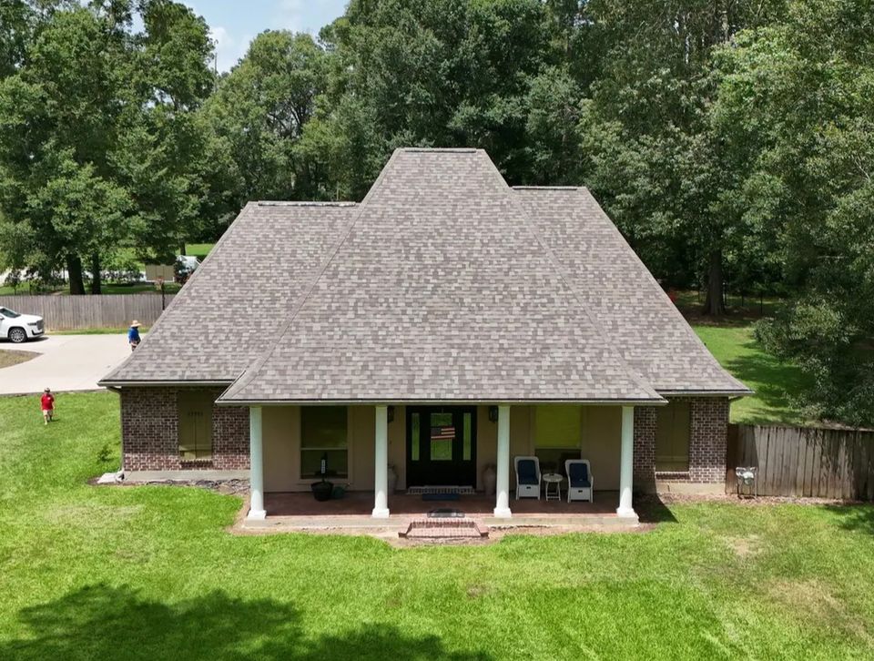 Residential roof replacement in Baton Rouge, La.