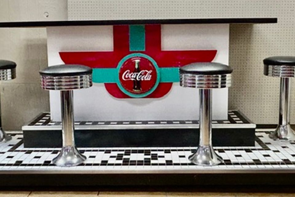 Soda pop stand