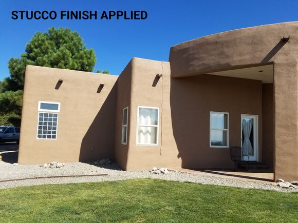 11stuccofinishapplied