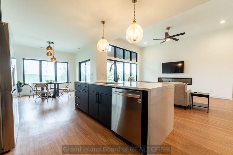 696 8th ave st. paul  ne 68873 a 4