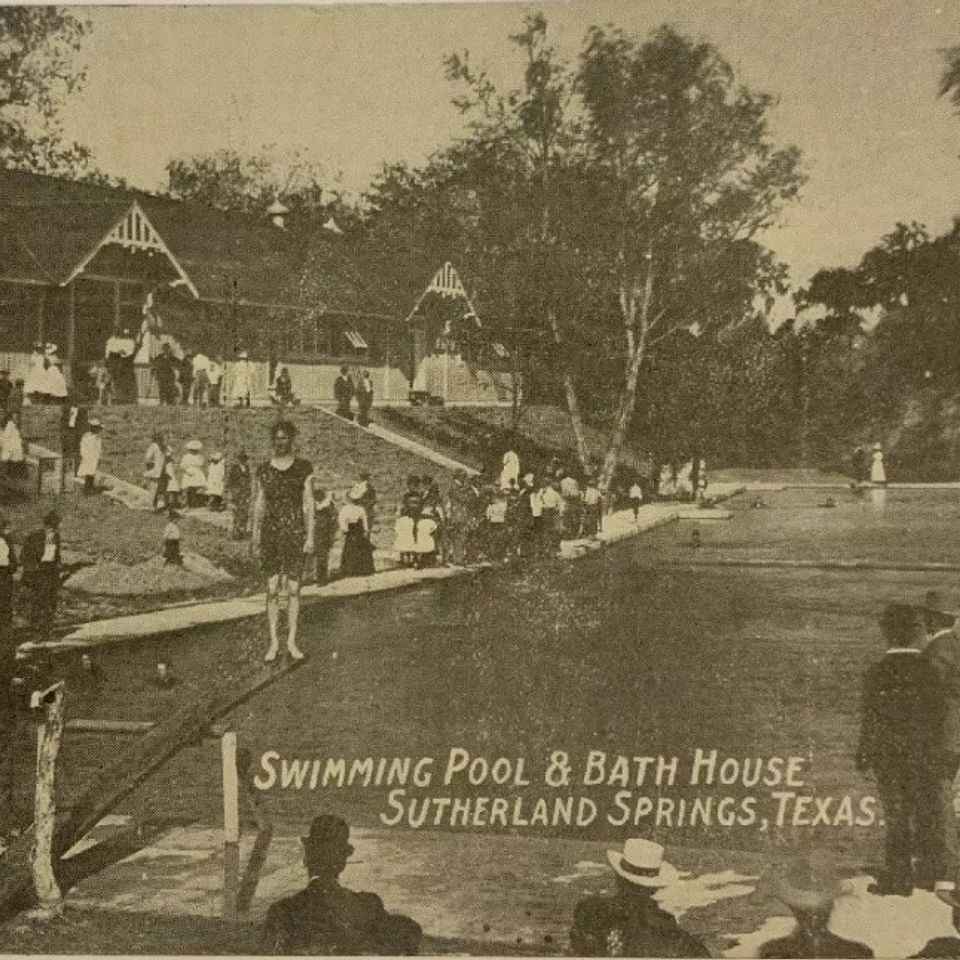 Sutherlandspringstxswimmingpoolbathhousedwlg (1)