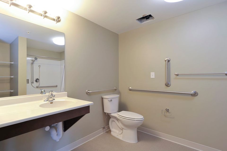 Leavitt avenue apartments (7)