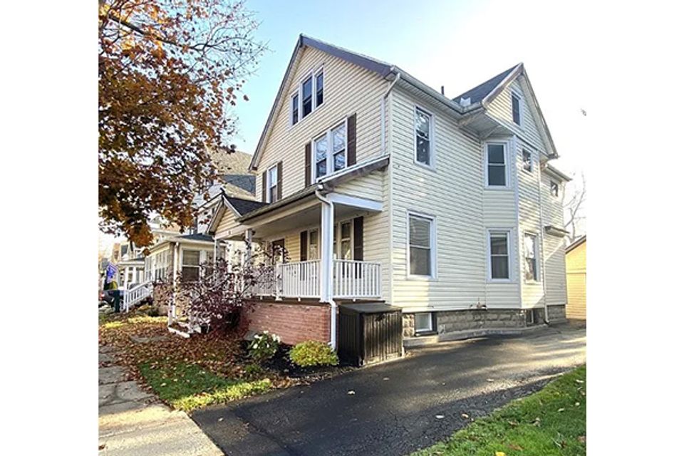 8 lincoln ave batavia