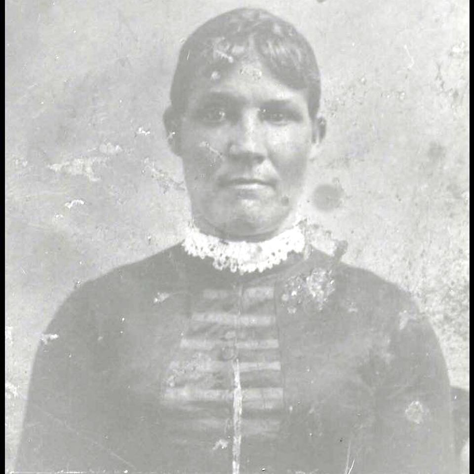 Helen evans (ma carrie's mother)