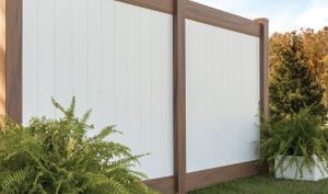 Two tone fencing