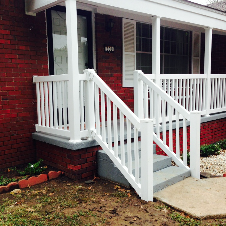 Midland vinyl fence   deck company   tulsa and coweta  oklahoma   vinyl metal wood fence sales and installation   outdoor living  railing   white vinyl railing on covered front porch20170611 19126 1u7ja6z