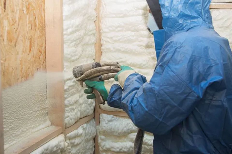 Spray foam garage insulation in chester for maximum thermal performance 668 by 441