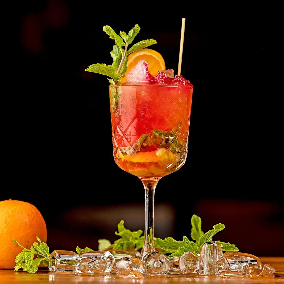 Cocktails and mocktails g752ee7fdb 1920