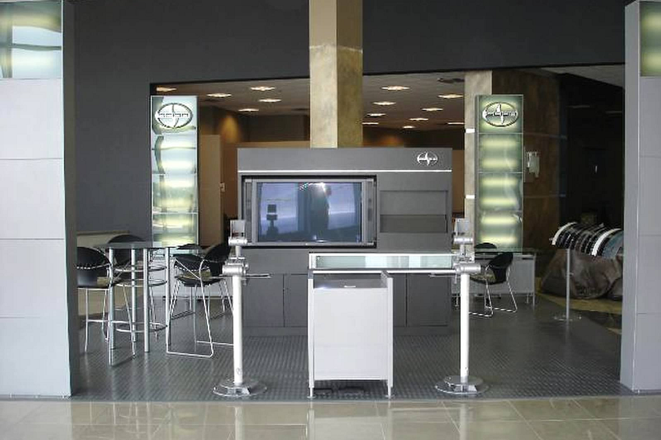 Lexus dealership 5