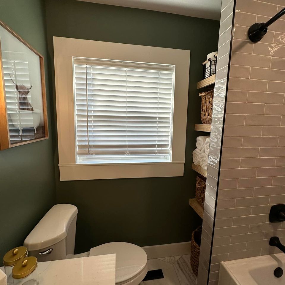 Florida home right bathroom3