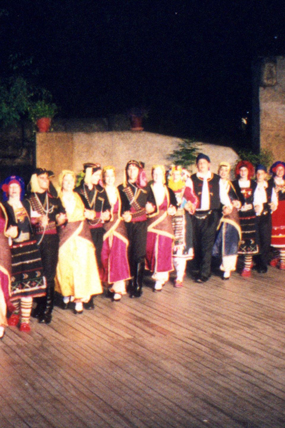2001 greece dora stratou tsakonikos