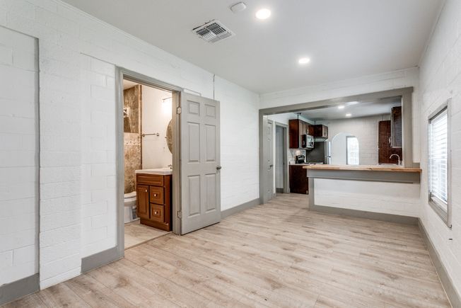 1232 vanderbilt robertcortez 9