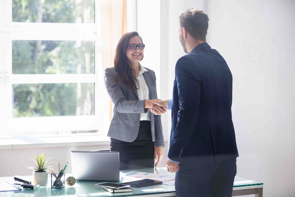 Siteswan 5 advantages of hiring a web designer 