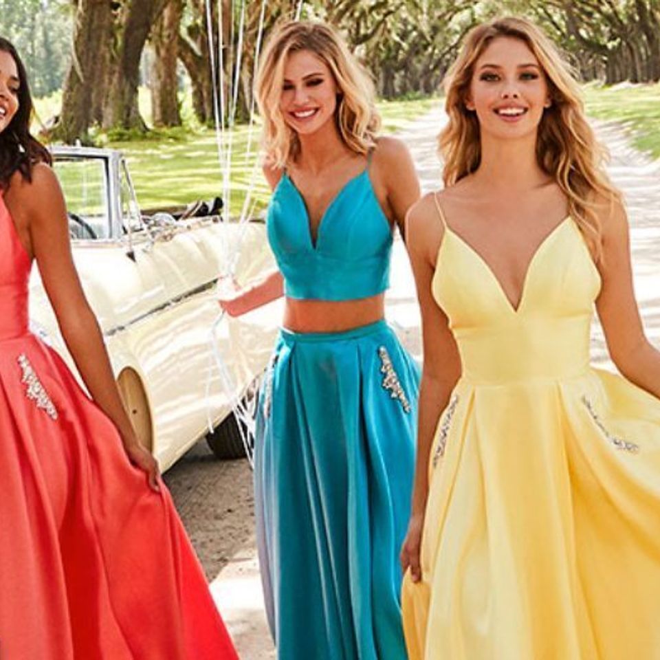 Sherri hill prom 2019 bellas bridal and formal 1080x522