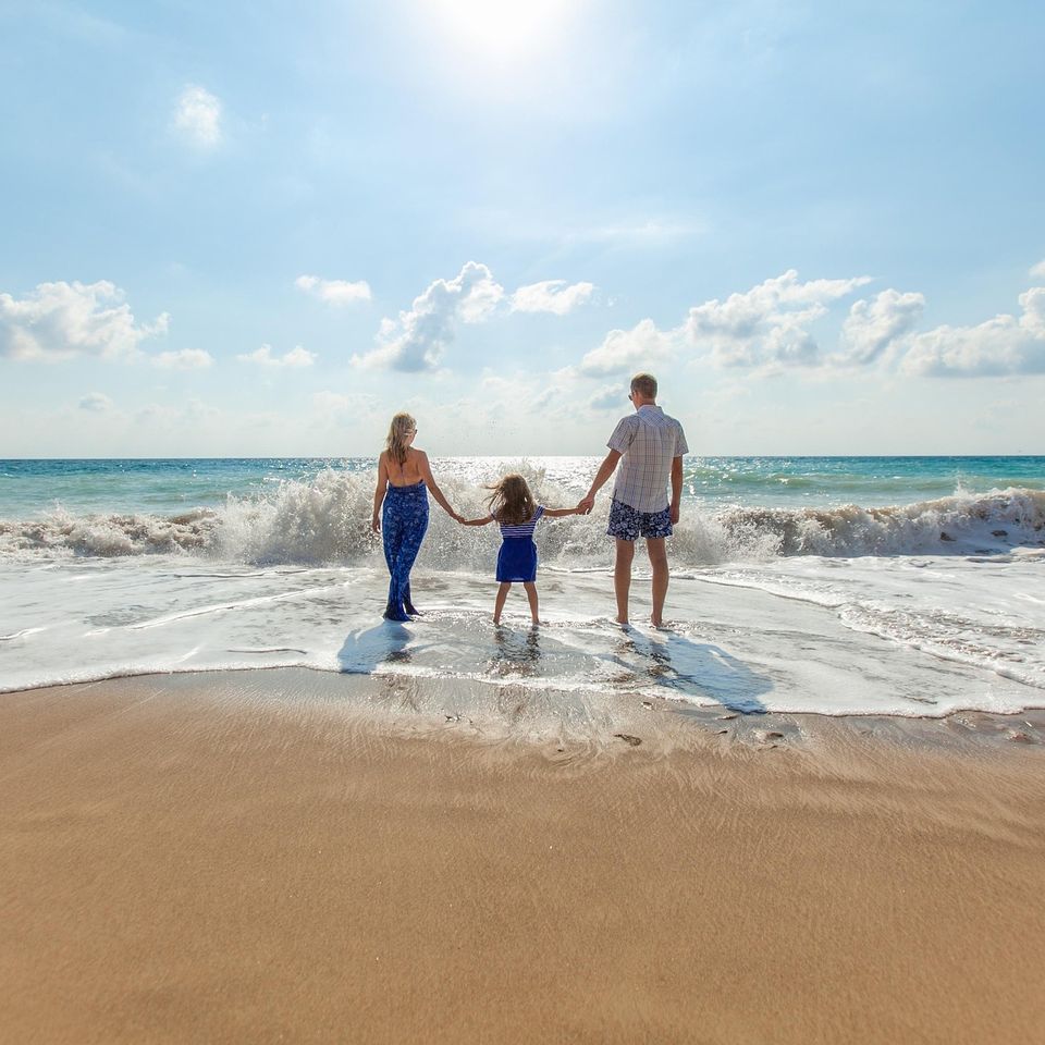 Beach g1de680a7a 1920