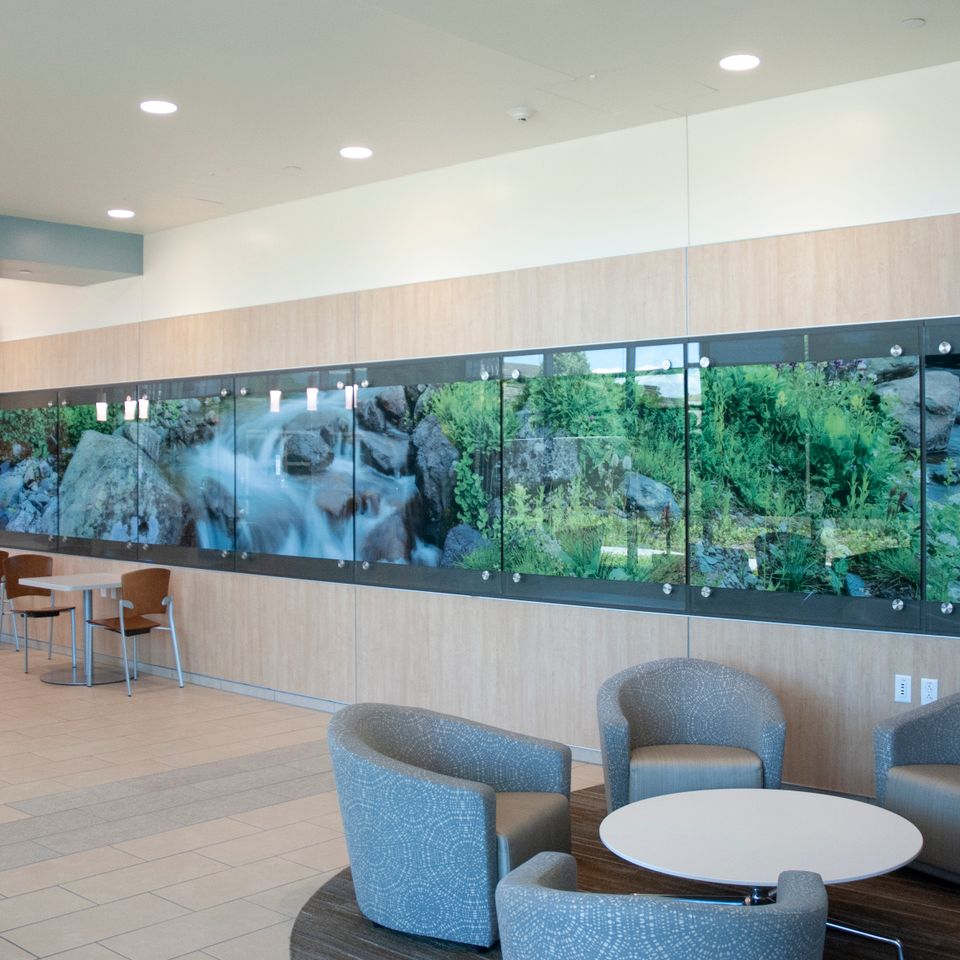Uvh lobby