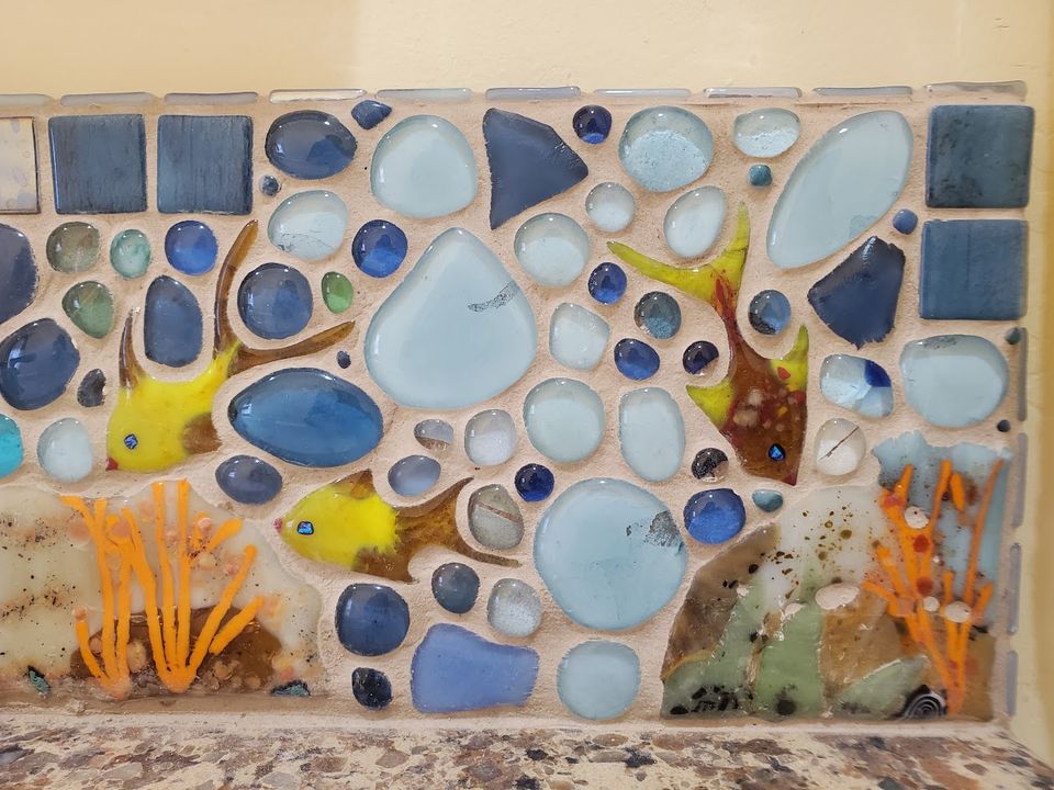 Fish mosaic closeup 1