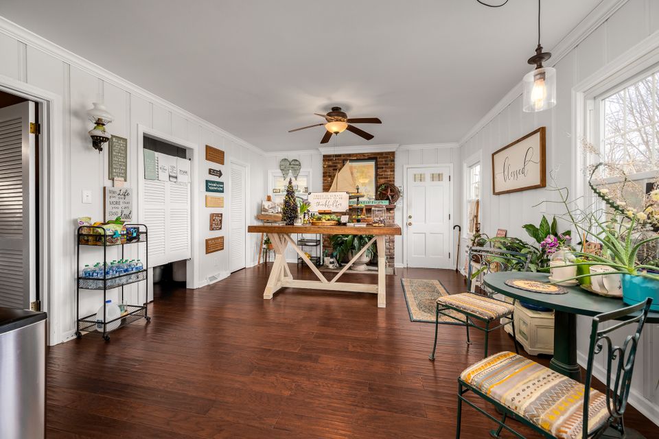 830 meadow st interiors 12