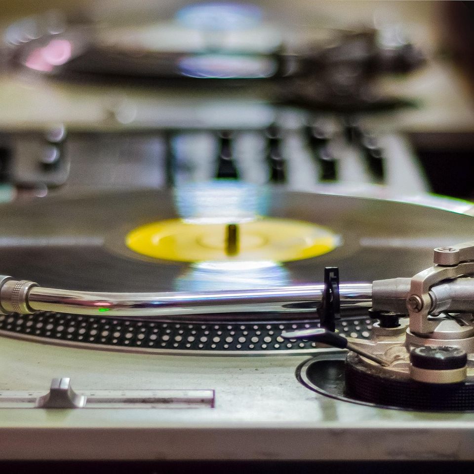 Turntable g5db6bac4c 1920