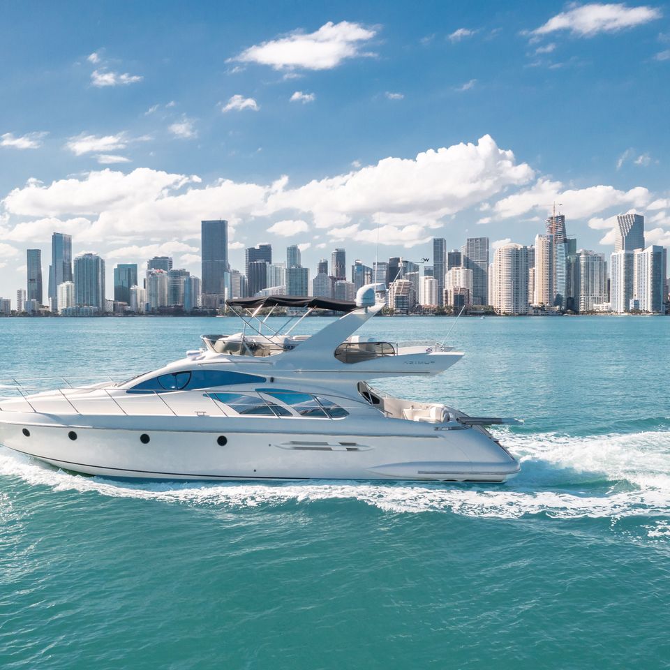 60 azimut flybridge 02