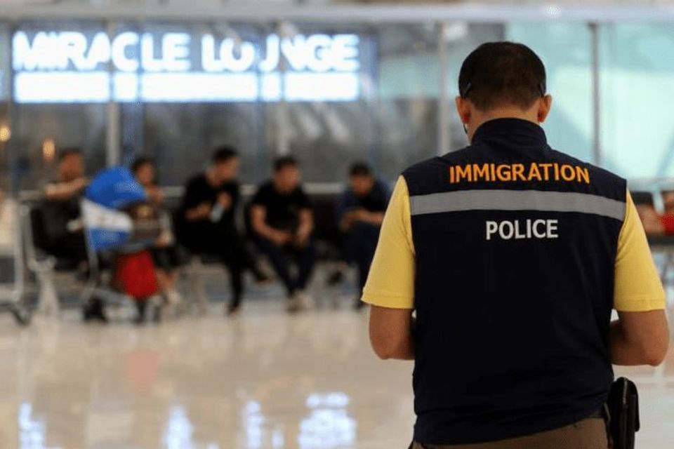 Immigration officer