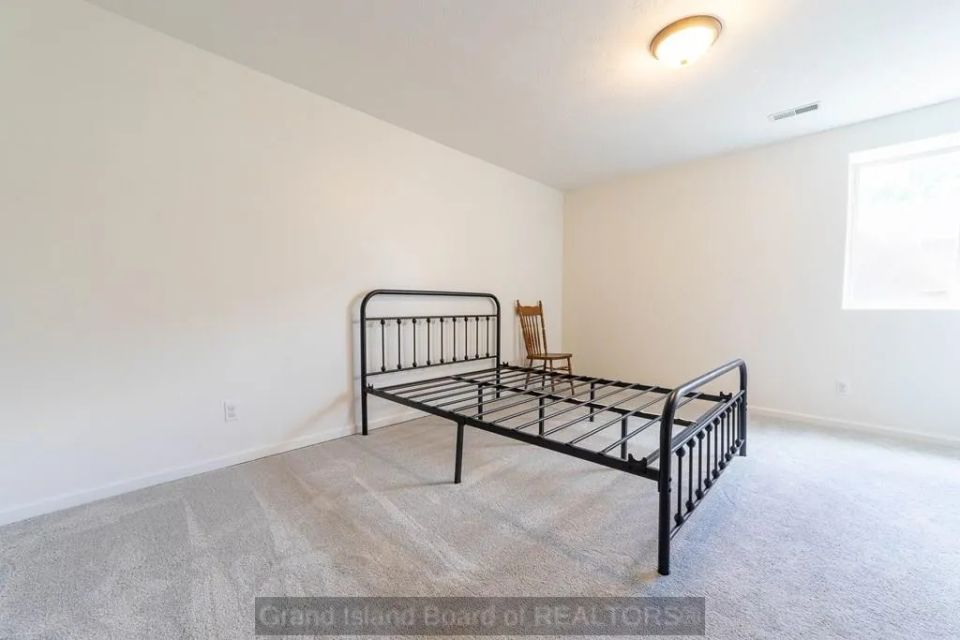 4118 fleetwood rd grand island e 8