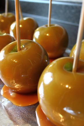 Caramel apples