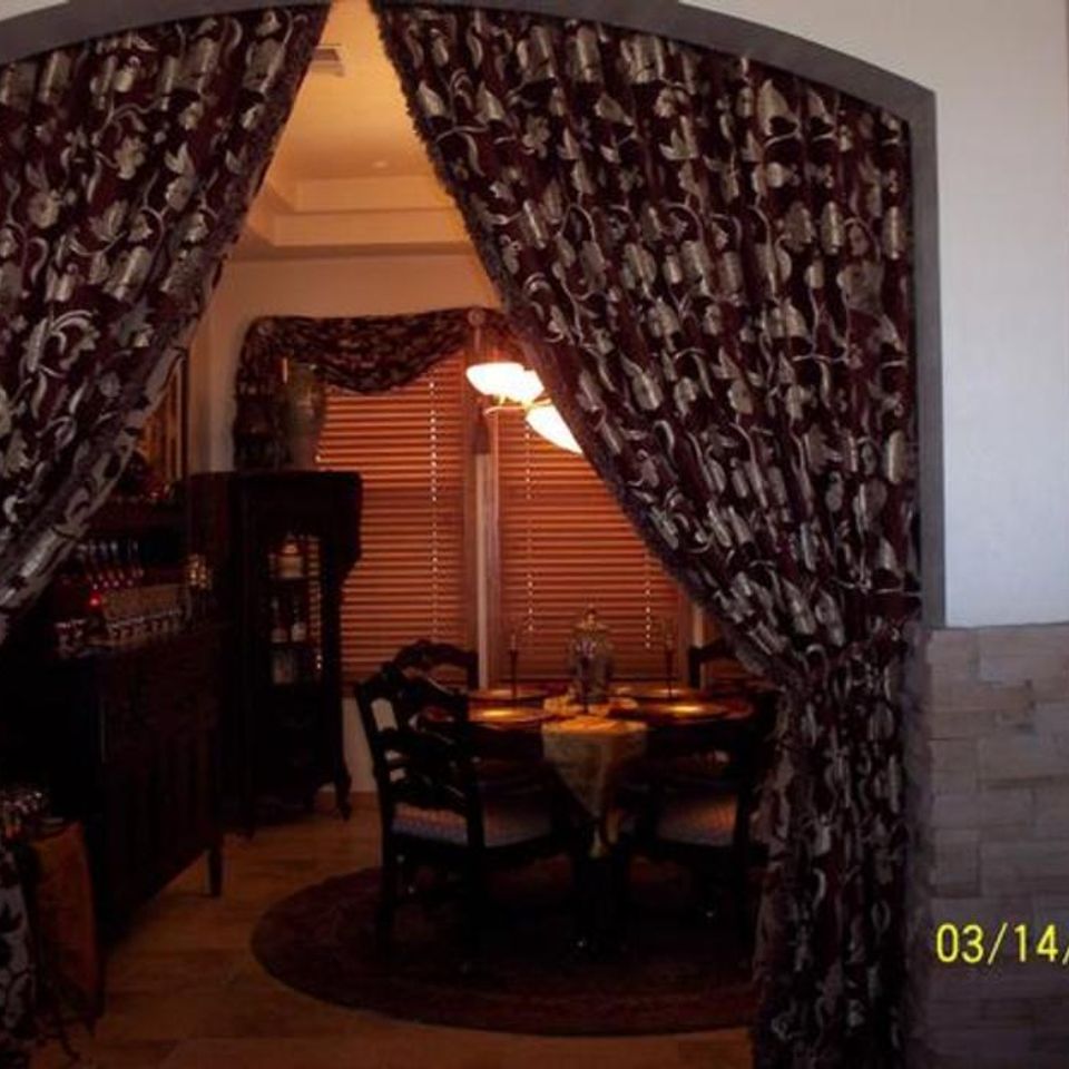 Drapes2120121127 27138 j2o85q 0