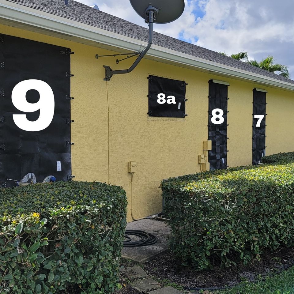 Black fabric 9 windows shown on home 