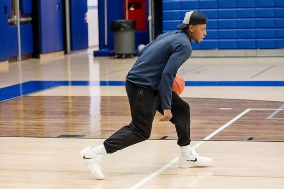 Xavier Allen during practice